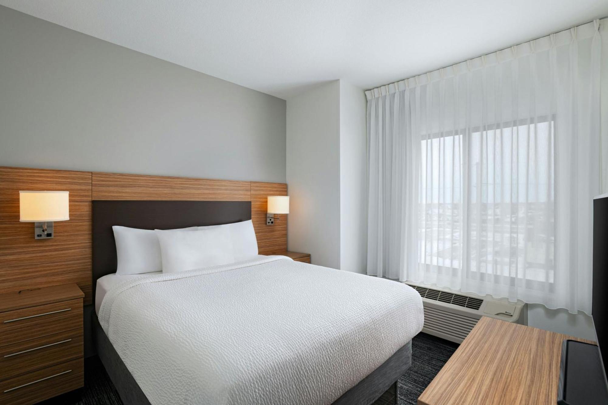 Towneplace Suites By Marriott Ames Exterior photo