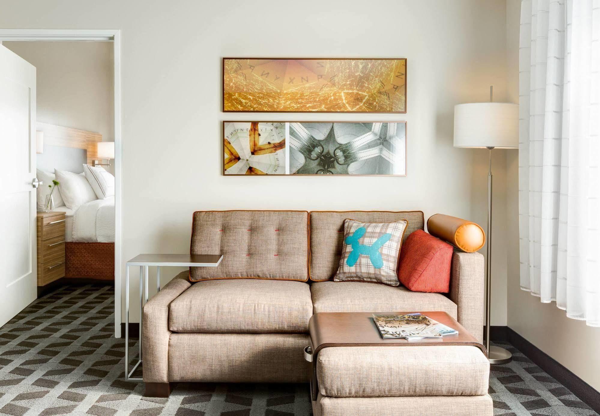 Towneplace Suites By Marriott Ames Exterior photo
